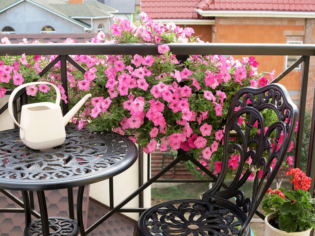 Így lett a csúnya erkélyből mesés balkon