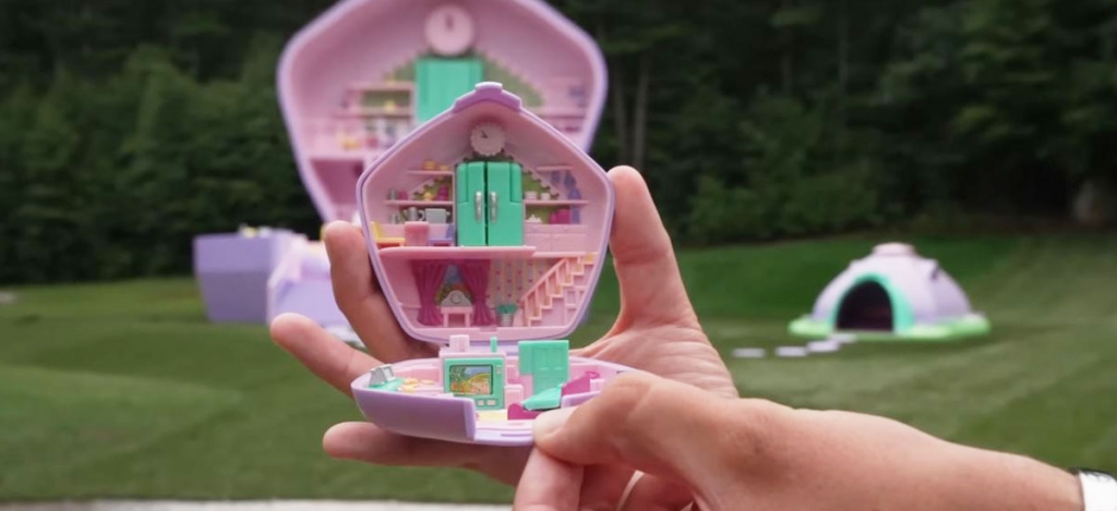 Emlékszel még a Polly Pocket babaházra? Életnagyságú Airbnb épült belőle! – Videó