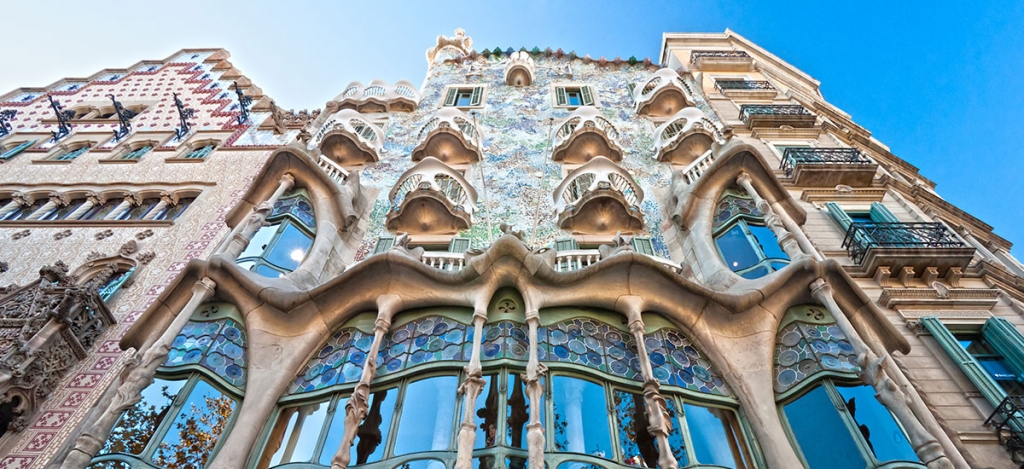 Bámulatos Antoni Gaudí épületek: Barcelona hálás lehet a zseniális építésznek!