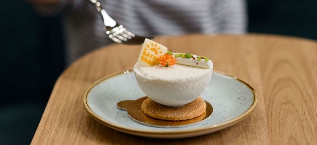 Fehércsoki, csili, avokádó és robbanócukor: jótékony célt szolgál a Danubius Hotels Bátor Sütije!