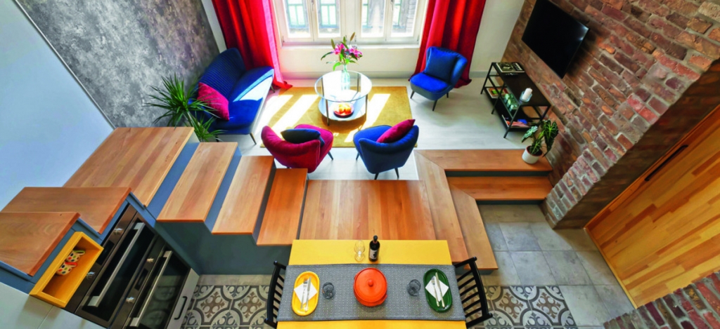 Színek és szintek 100 nm-en: filigrán, fekete fémelemek teremtik meg a lakás egységét Színek és szintek 100 nm-en: filigrán, fekete fémelemek teremtik meg a lakás egységét