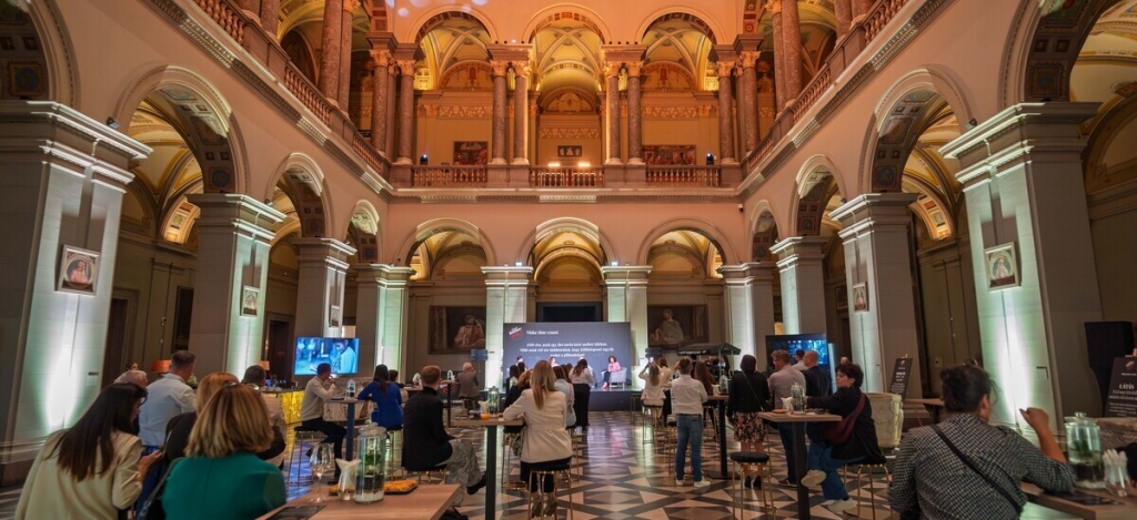 Minden korosztály imádja a kávét: 5 és fél napot kávéznak el a magyarok évente