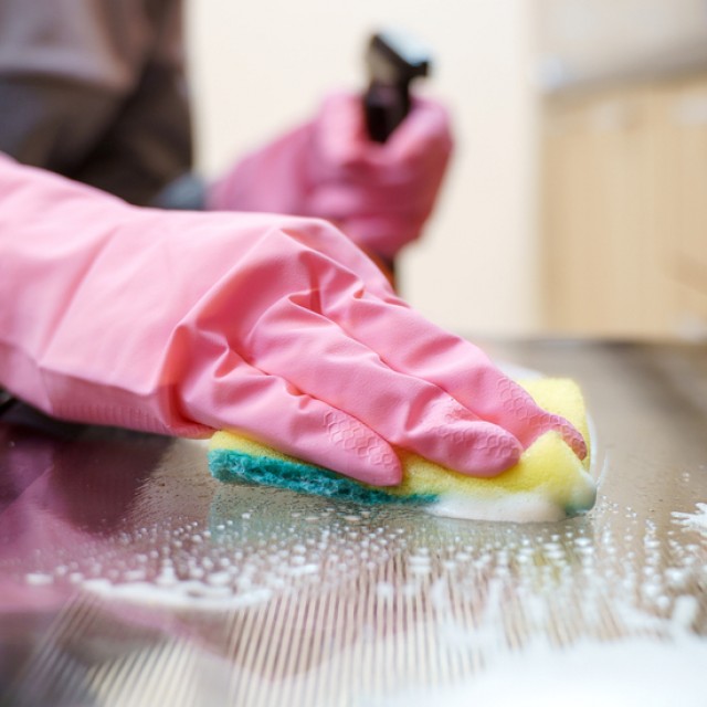 Hogyan tisztítható meg a sütő üvege 5 lépésben? Megtaláltuk a legjobb módszert!