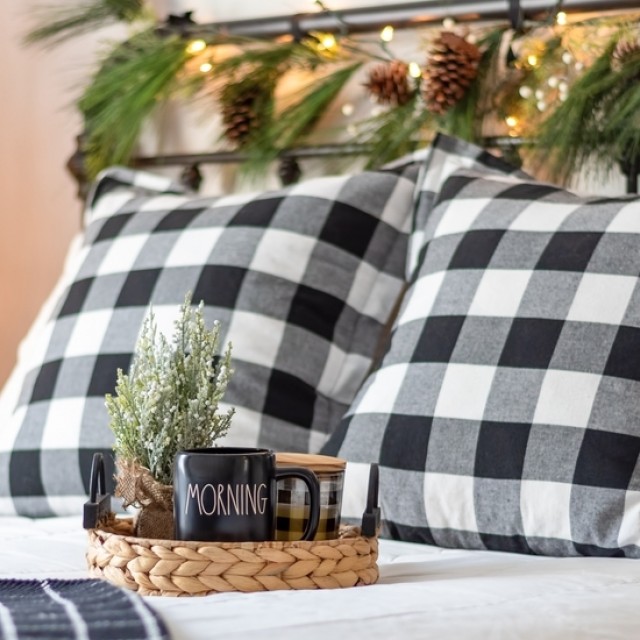 5 dolog, amit mindenképpen érdemes elhelyezned a vendégszobában még karácsony előtt